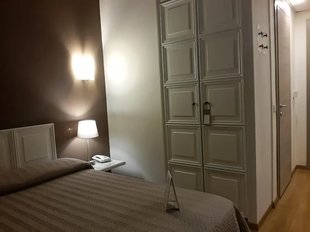 Hotel President Прато